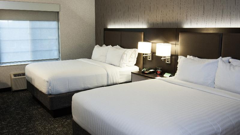 Holiday Inn Express & Suites Cheney By Ihg Exterior foto